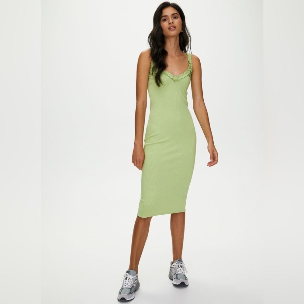 Aritzia Wilfred Free Halo Dress in Pistachio  Pudding